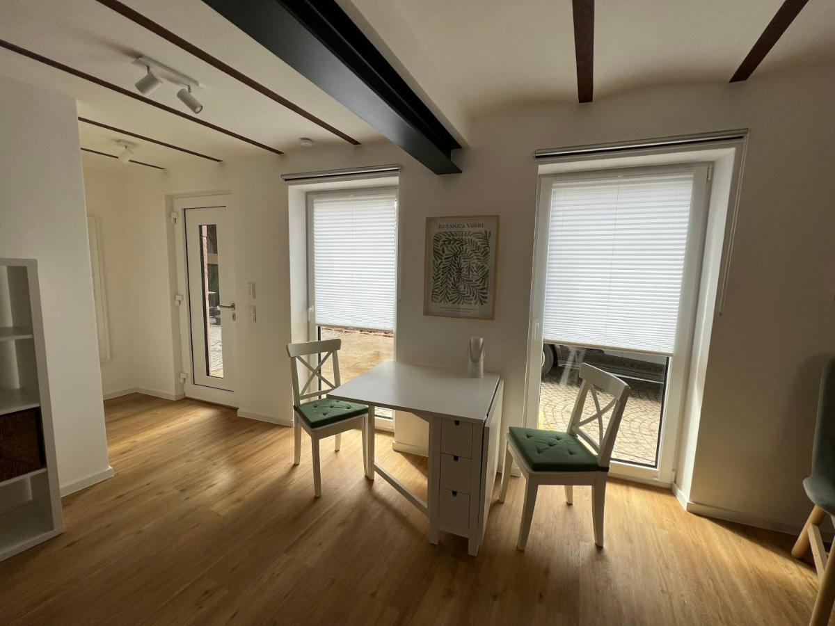 Grossfischlingen Restaurierter Altbau Mit Privatem Innenhof & Parkplatz מראה חיצוני תמונה